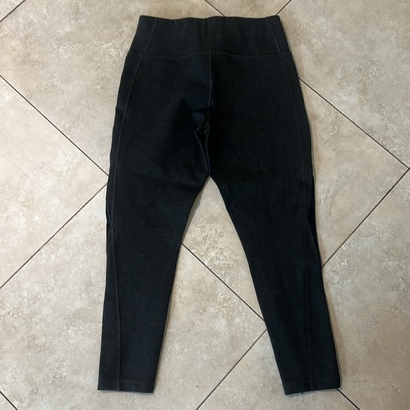 GAP sculpt ponte leggings, gray and black size medium. - Picture 8 of 10